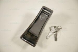 Öffner verchromt mit Schloß für Kofferraumdeckel