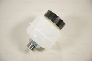 Behälter mit Deckel für Kupplungsgeberzylinder